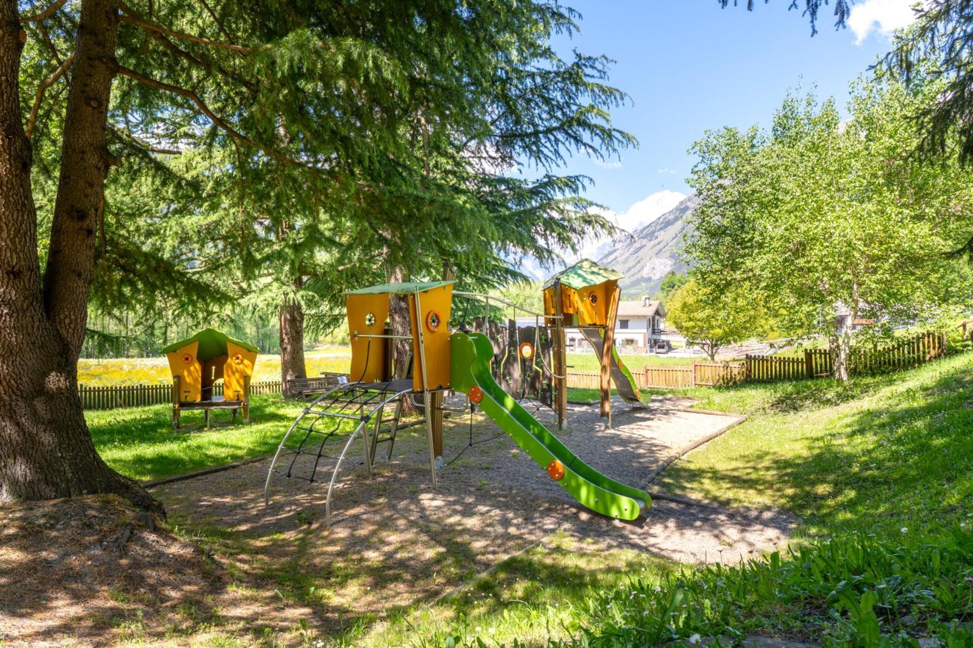 לה סאלה Bijoux Des Alpes - Mont Blanc Village מראה חיצוני תמונה